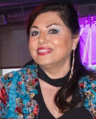Portrait of Mina Rezvani